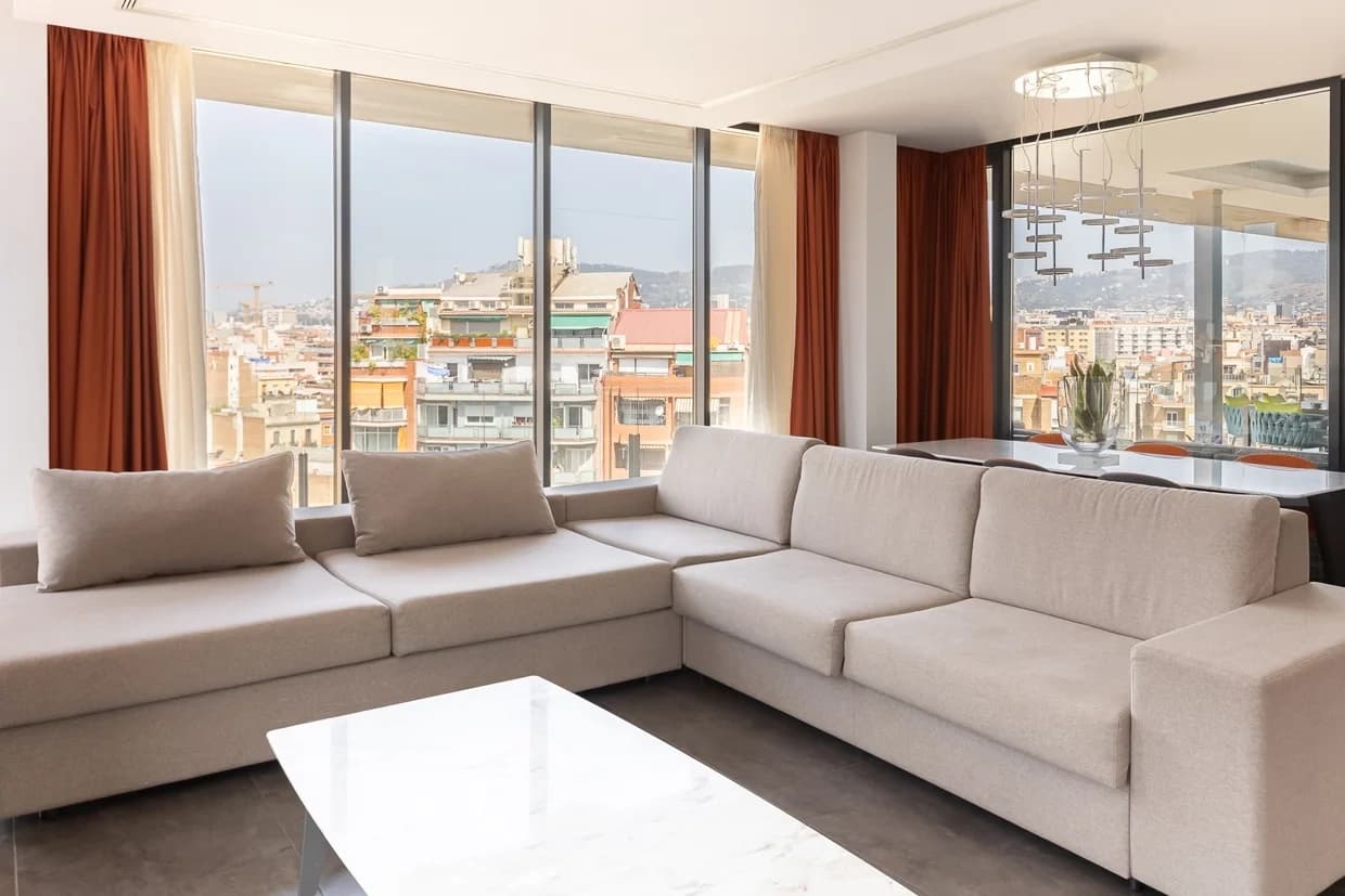 Twin bedroom